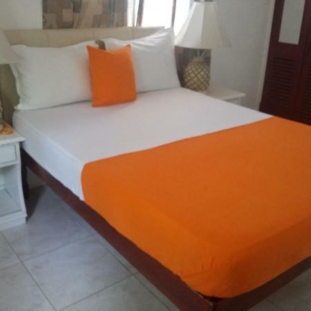 Enchanted Villas Inn Montego Bay Exterior foto
